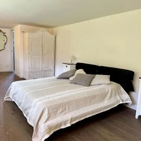 Casa Dafne Roverazza